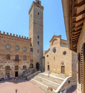 Sangi Studio Apartment - with amazing view of the Duomo San Gimignano